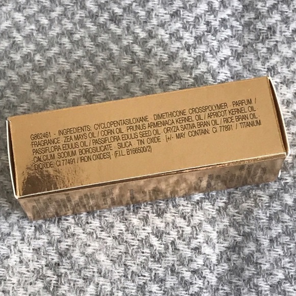 YSL Touche Éclat Blur Primer Mini💕 - Picture 3 of 7